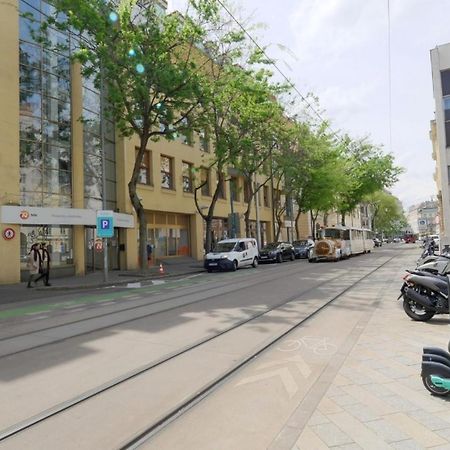 Velky 3I Apartman V Centre Mesta Братислава Экстерьер фото