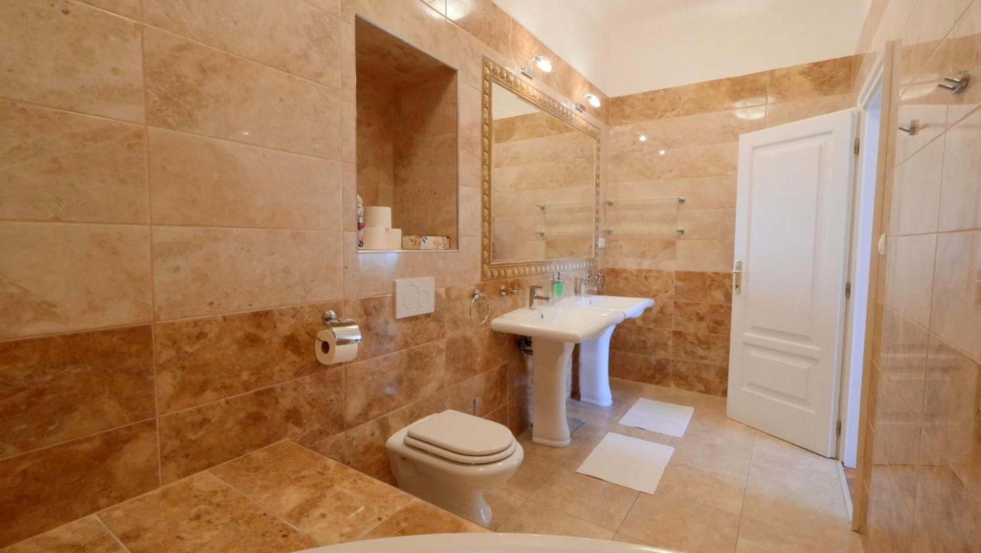 Velky 3I Apartman V Centre Mesta Братислава Экстерьер фото