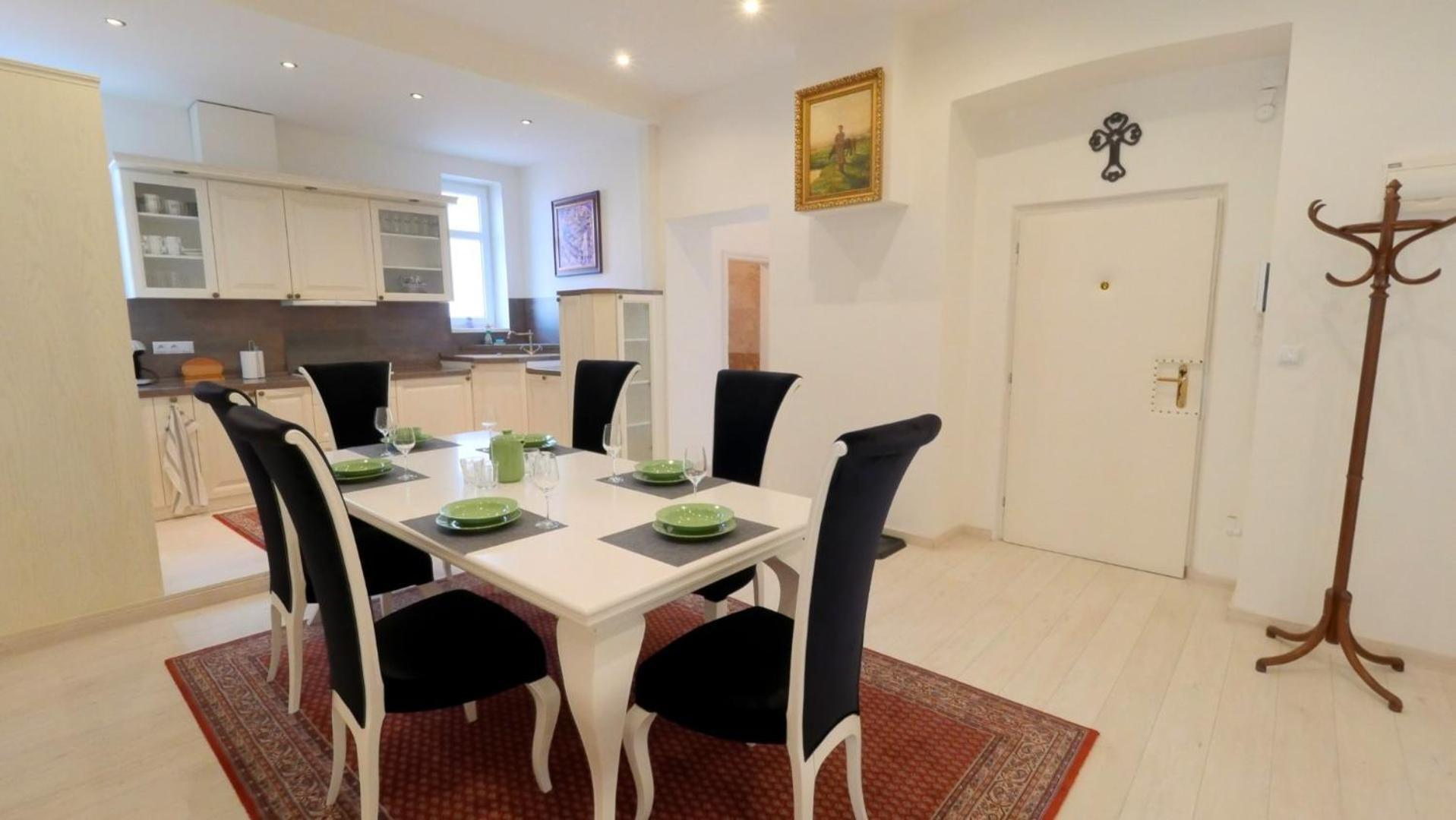 Velky 3I Apartman V Centre Mesta Братислава Экстерьер фото